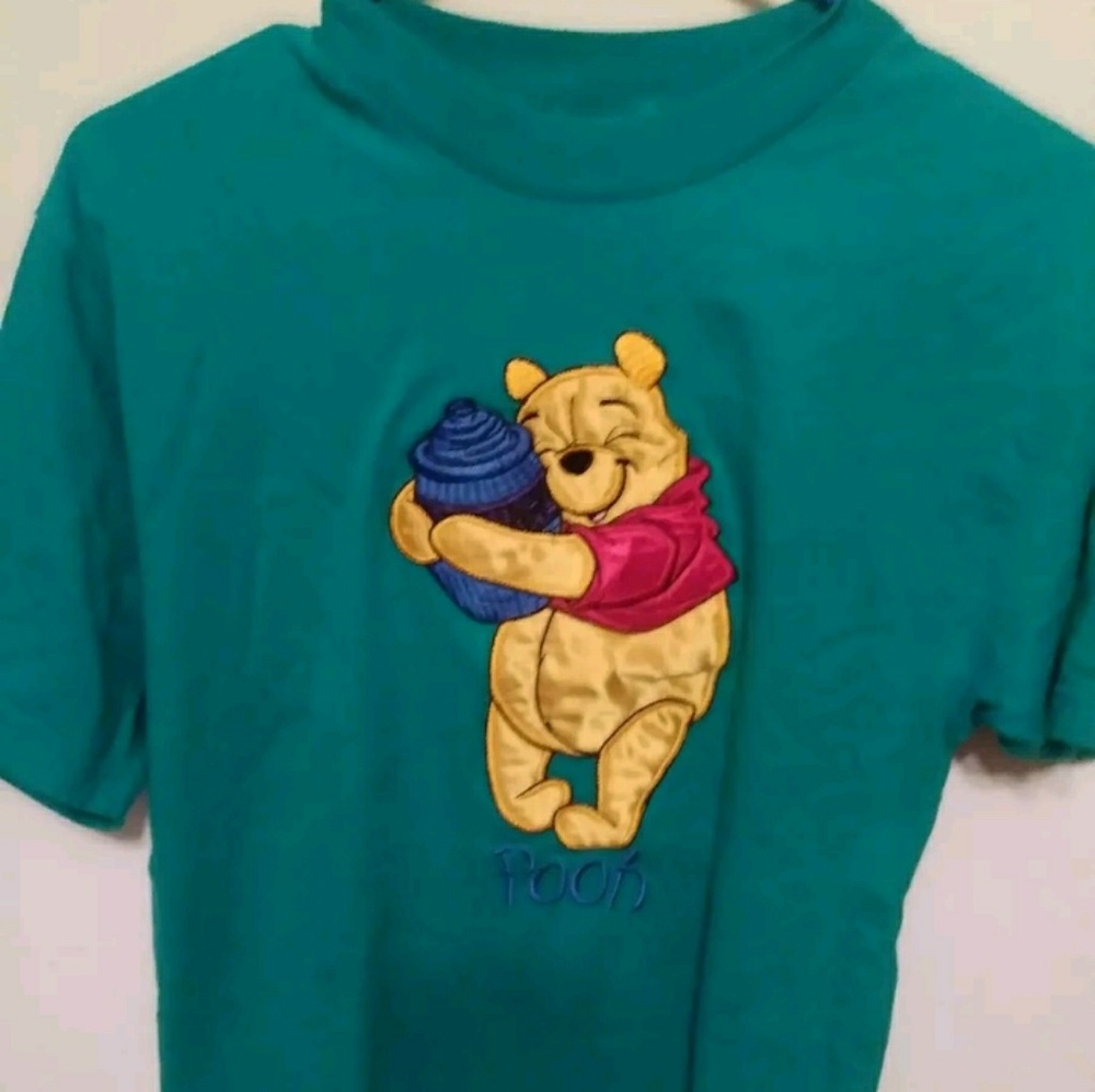 Women's Classic Winnie the Pooh Disney Store Tee
